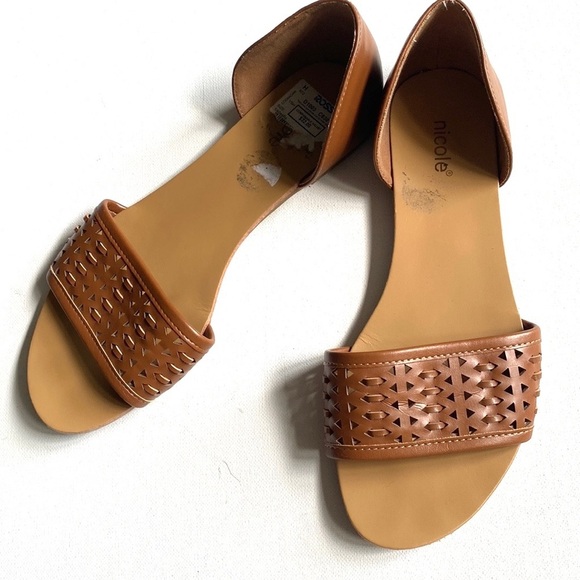 Nicole Tan Open toed weaved design Sandals, Size 7 1/2 - Picture 4 of 8